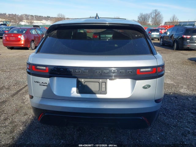 SALYM2RX7JA715607 Land Rover Range Rover Velar P250 Hse R-dynamic