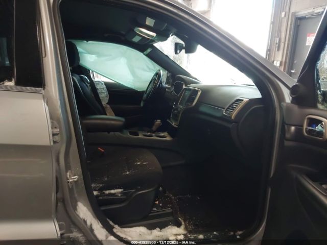 2017 JEEP GRAND CHEROKEE 1C4RJFAG7HC610362 Photo 4