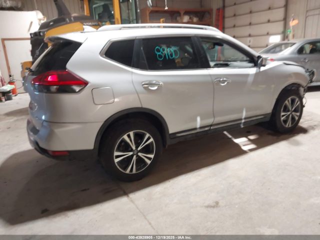 2018 NISSAN ROGUE JN8AT2MV1JW319133 Photo 3