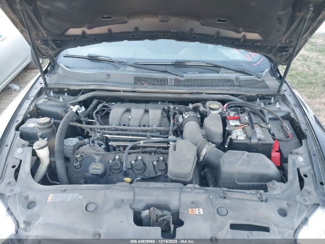1FAHP2F82KG114427 Ford Taurus Limited