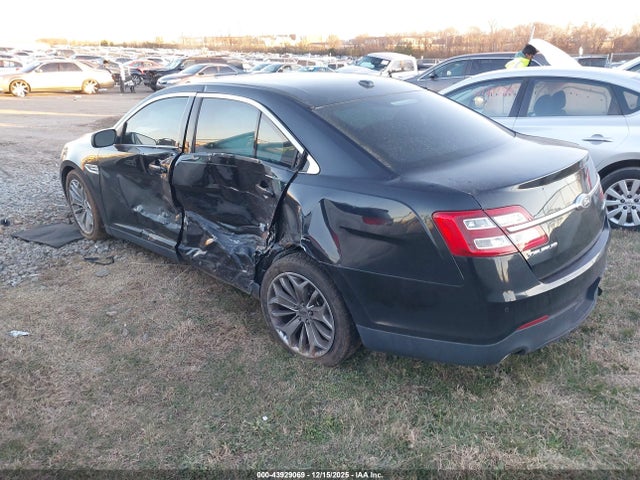 1FAHP2F82KG114427 Ford Taurus Limited