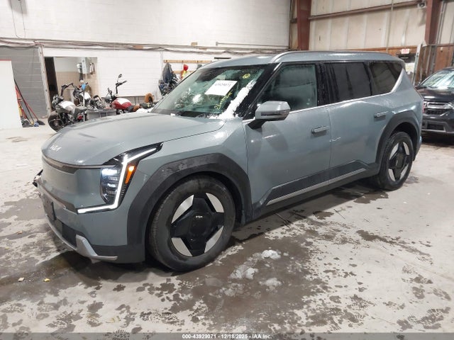 KNDAFFS57R6036406 KIA Ev9 Wind