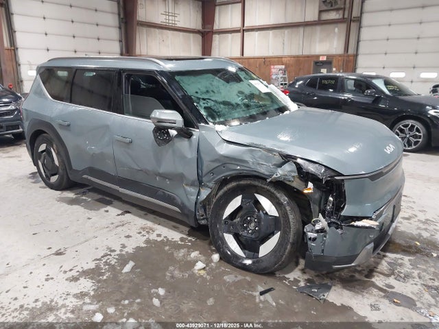 KNDAFFS57R6036406 KIA Ev9 Wind