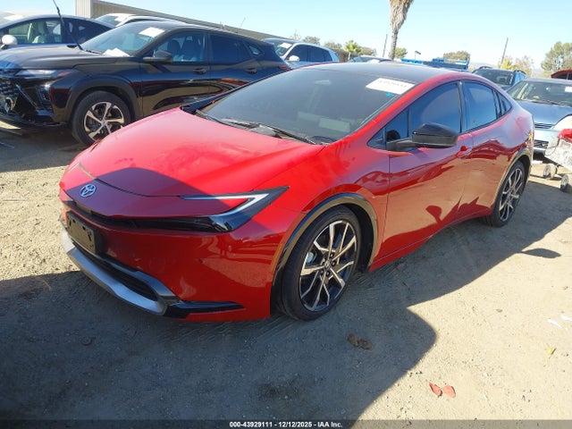 JTDACACUXT3059088 Toyota Prius Plug-in Hybrid Xse