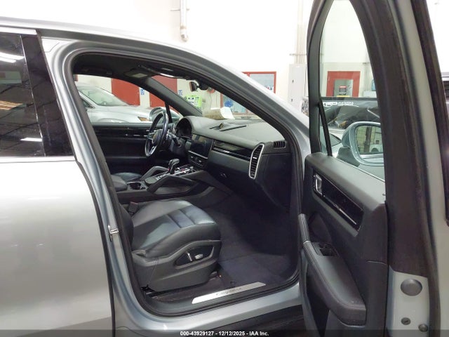 Продаж на аукціоні авто 2020 Porsche Cayenne, vin: WP1AA2AY8LDA01166, номер лоту: 43929127