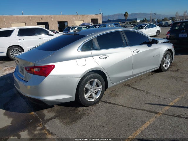 1G1ZB5ST8LF021534 Chevrolet Malibu Fwd Ls
