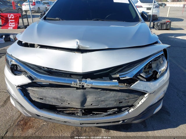 1G1ZB5ST8LF021534 Chevrolet Malibu Fwd Ls