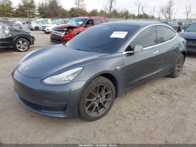 2019 TESLA MODEL 3 5YJ3E1EA4KF400105 Photo 1