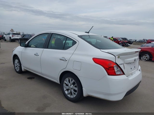 2019 NISSAN VERSA 3N1CN7AP2KL844682 Photo 2