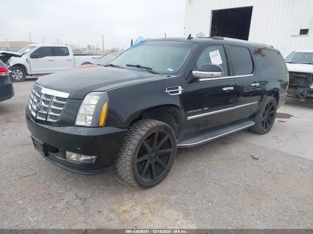 2013 CADILLAC ESCALADE ESV 1GYS3GEF6DR133217 Photo 1