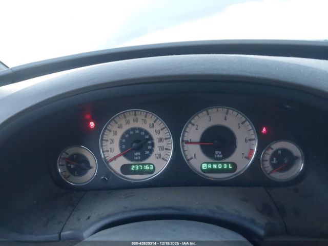 2002 CHRYSLER TOWN & COUNTRY 2C8GT64L72R541082 Photo 6