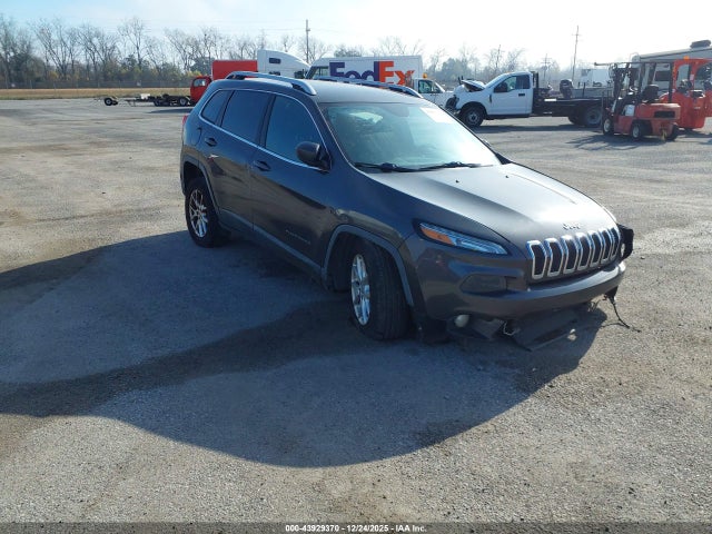 Продаж на аукціоні авто 2015 Jeep Cherokee Latitude, vin: 1C4PJLCB5FW782392, номер лоту: 43929370
