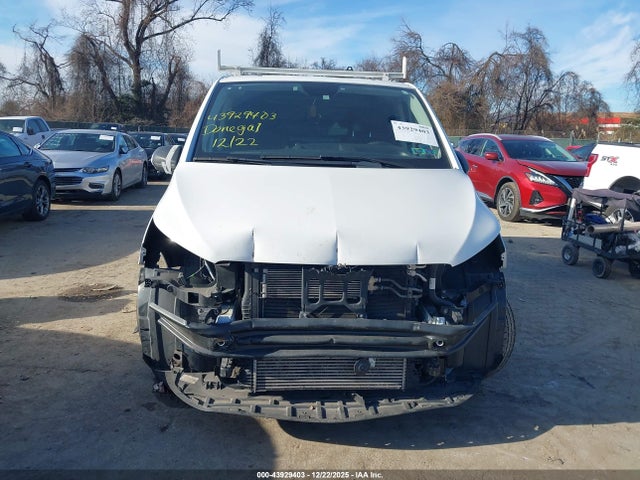 2022 Mercedes-benz Metris მანქანა იყიდება აუქციონზე, vin: W1YV0BEY5N3963591, აუქციონის ნომერი: 43929403