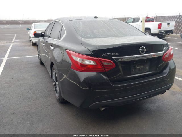 2018 NISSAN ALTIMA 1N4AL3AP7JC173948 Photo 2