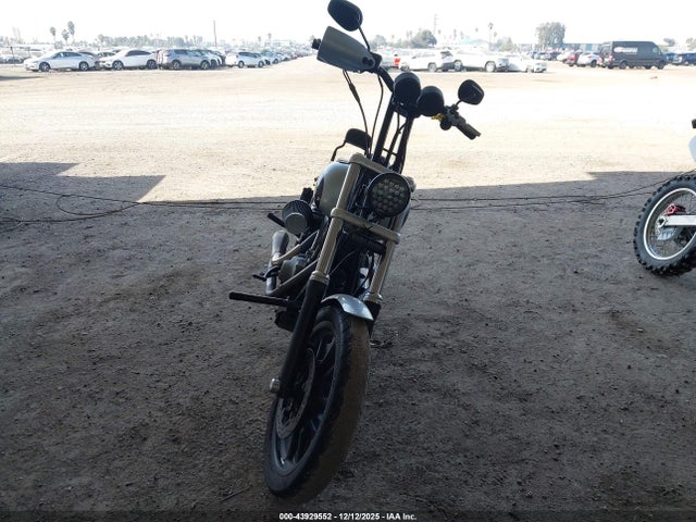 2014 HARLEY-DAVIDSON FXDL 1HD1GNM29EC325887 Photo 4