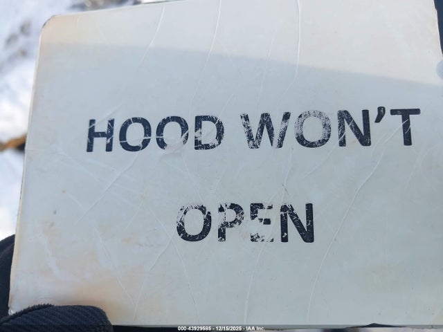 2018 CADILLAC XT5 1GYKNARS6JZ106836 Photo 9