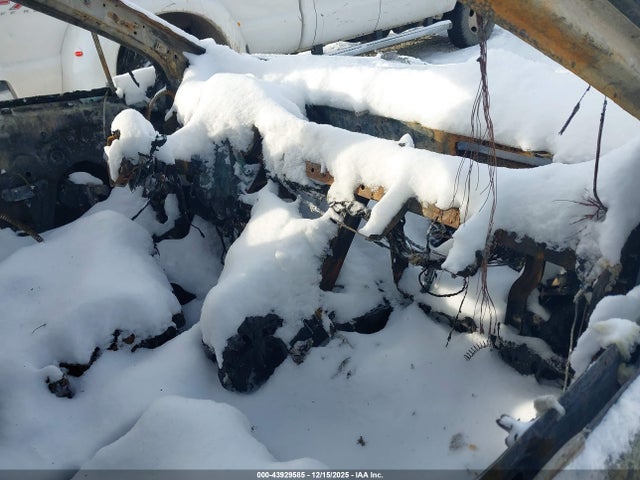 2018 CADILLAC XT5 1GYKNARS6JZ106836 Photo 4