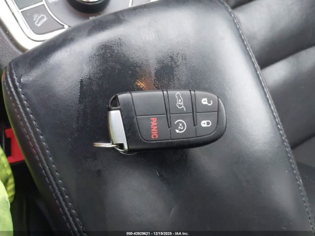 2019 JEEP GRAND CHEROKEE 1C4RJFCG7KC570983 Photo 10