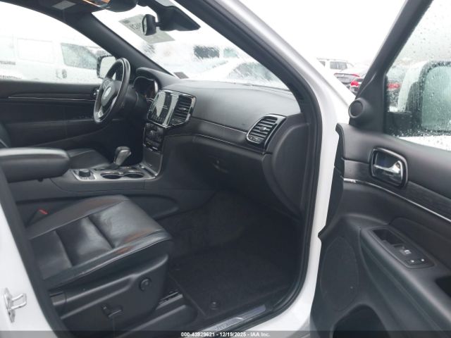 2019 JEEP GRAND CHEROKEE 1C4RJFCG7KC570983 Photo 4