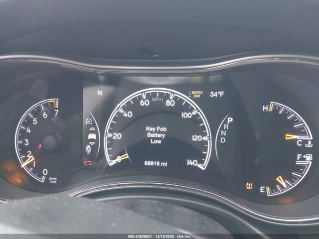 2019 JEEP GRAND CHEROKEE 1C4RJFCG7KC570983 Photo 6