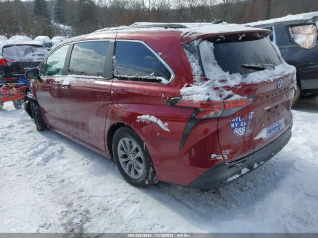2022 TOYOTA SIENNA 5TDBRKEC7NS086151 Photo 2