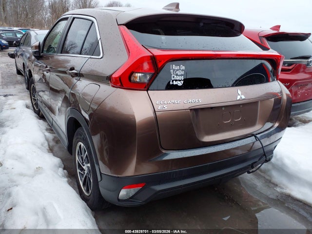 2020 MITSUBISHI ECLIPSE CROSS JA4AT3AAXLZ042741 Photo 2