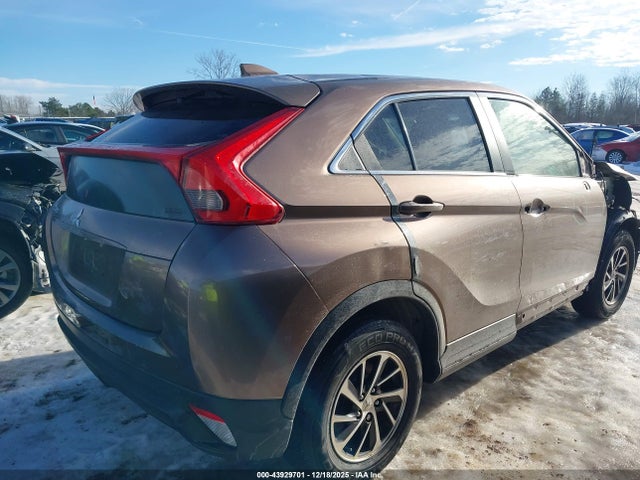 2020 MITSUBISHI ECLIPSE CROSS JA4AT3AAXLZ042741 Photo 3