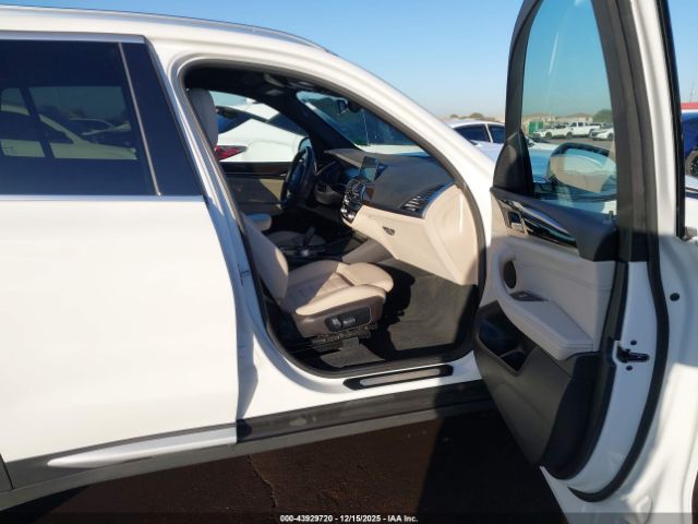 2021 BMW X3 5UXTY5C00M9G57804 Photo 4