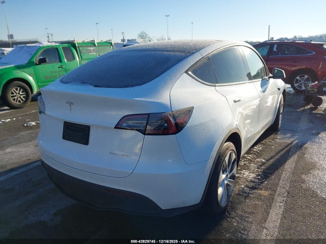 2023 TESLA MODEL Y 7SAYGDEE9PA059683 Photo 3