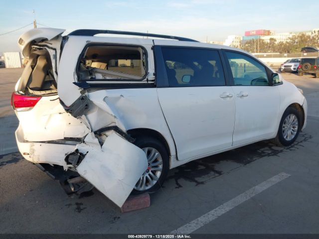 2011 TOYOTA SIENNA 5TDYK3DC7BS002833 Photo 3