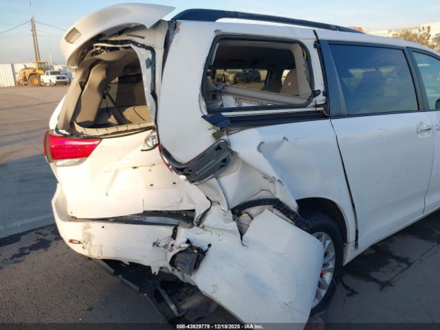2011 TOYOTA SIENNA 5TDYK3DC7BS002833 Photo 5