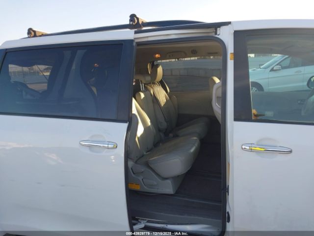 2011 TOYOTA SIENNA 5TDYK3DC7BS002833 Photo 7