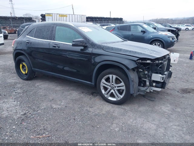 Mercedes-Benz Gla 250 4matic 2020 W1NTG4GB0LU029219 zdjęcie główne