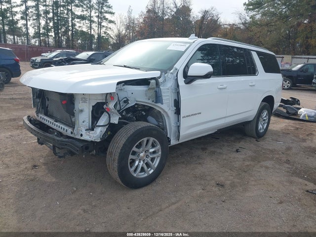 Chevrolet Suburban 2wd Lt 2024 1GNSCCKD2RR251359 Image 2