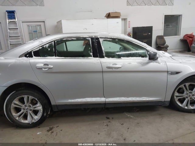 Ford TAURUS SE 2018 1FAHP2D81JG140700 Image 14