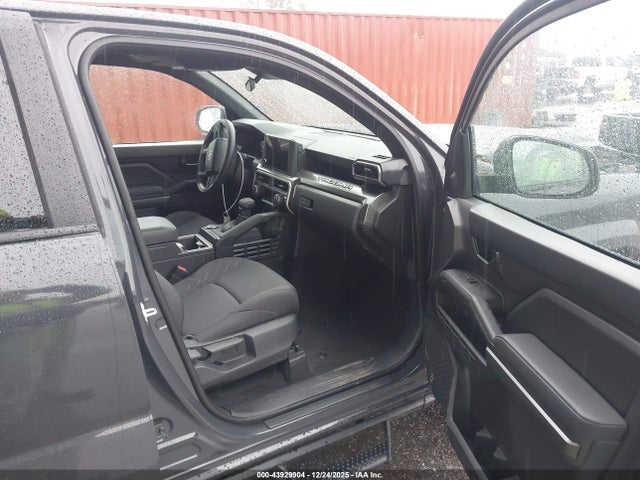3TMKB5FNXSM052416 Toyota Tacoma Sr5
