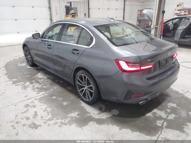 2021 Bmw 330i Xdrive მანქანა იყიდება აუქციონზე, vin: 3MW5R7J00M8B69737, აუქციონის ნომერი: 43929922