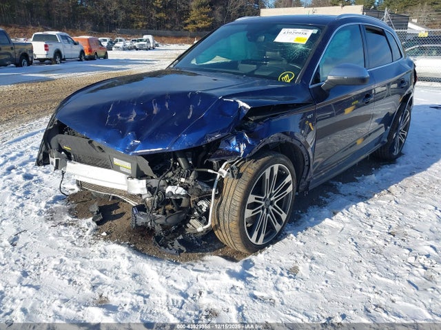 2018 AUDI SQ5 WA1C4AFY1J2112374 Photo 1