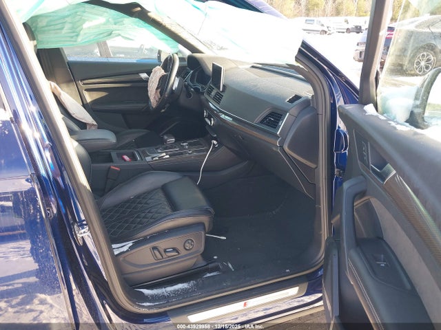 2018 AUDI SQ5 WA1C4AFY1J2112374 Photo 4