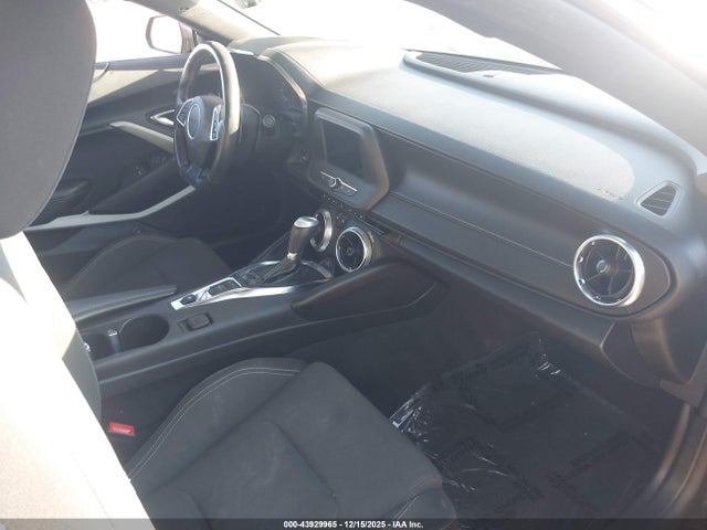 2022 CHEVROLET CAMARO 1G1FB1RXXN0118969 Photo 4