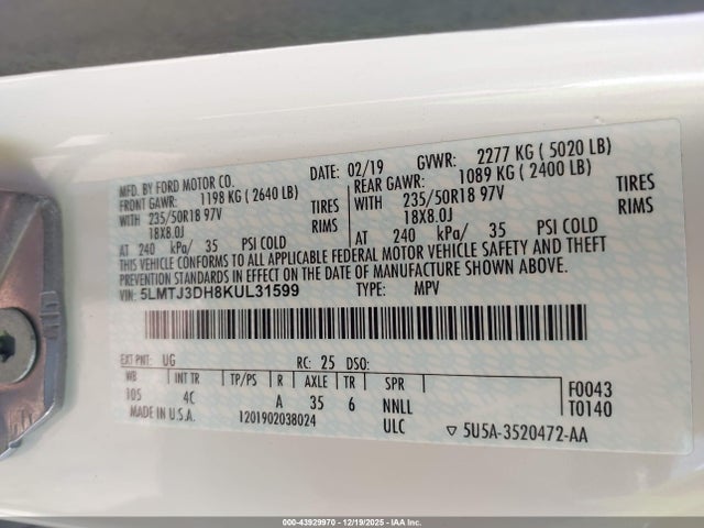 2019 LINCOLN MKC 5LMTJ3DH8KUL31599 Photo 8