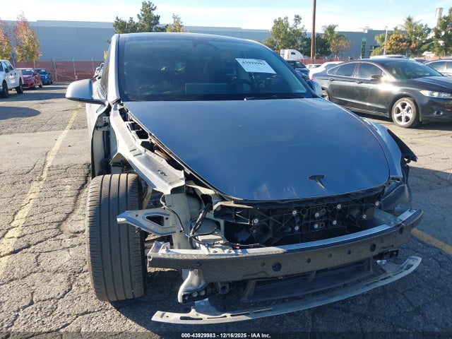 2025 TESLA MODEL Y 7SAYGAEE3SF226159 Photo 5