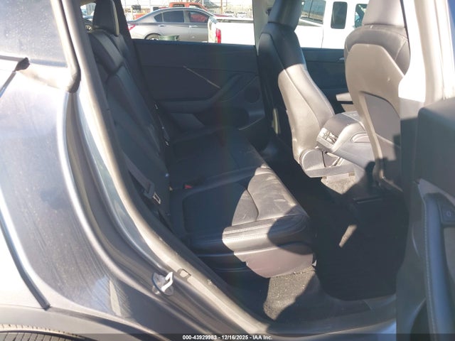 2025 TESLA MODEL Y 7SAYGAEE3SF226159 Photo 7