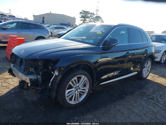 2018 Audi Q5 2.0t Premium/2.0t Tech Premium მანქანა იყიდება აუქციონზე, vin: WA1BNAFY2J2202710, აუქციონის ნომერი: 43930006