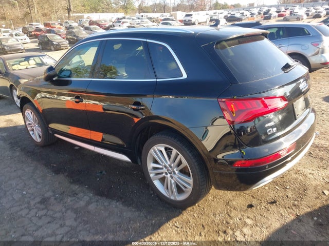 2018 Audi Q5 2.0t Premium/2.0t Tech Premium მანქანა იყიდება აუქციონზე, vin: WA1BNAFY2J2202710, აუქციონის ნომერი: 43930006