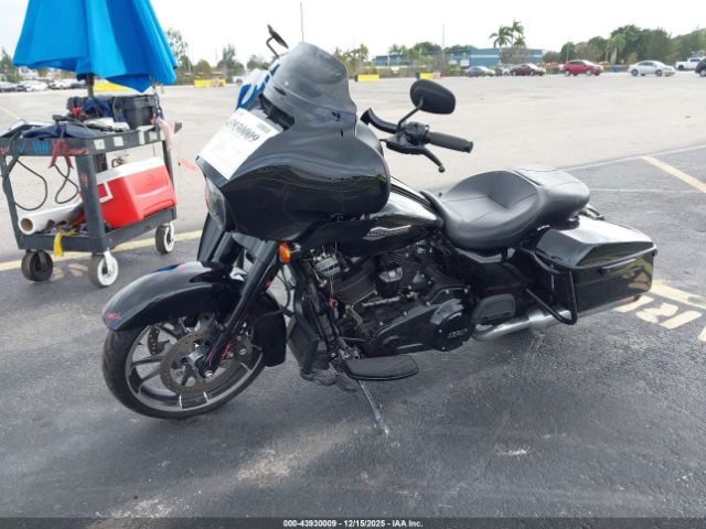 2023 HARLEY-DAVIDSON FLHX 1HD1KBC15PB609130 Photo 1