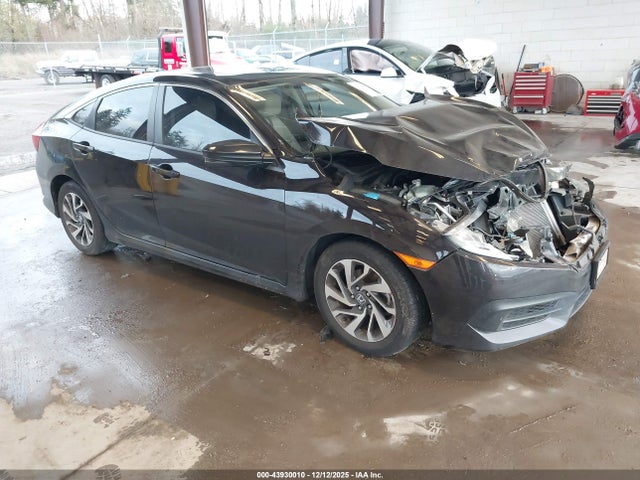 Honda CIVIC EX 2017 2HGFC2F75HH575205 zdjęcie główne