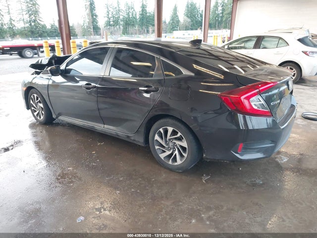 Honda CIVIC EX 2017 2HGFC2F75HH575205 Image 3