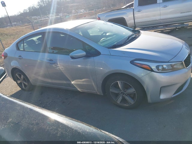 2018 Kia Forte Lx მანქანა იყიდება აუქციონზე, vin: 3KPFL4A71JE269069, აუქციონის ნომერი: 43930013