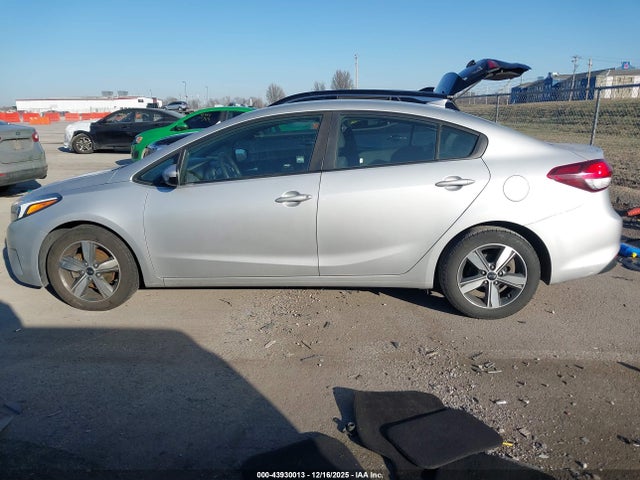 2018 Kia Forte Lx მანქანა იყიდება აუქციონზე, vin: 3KPFL4A71JE269069, აუქციონის ნომერი: 43930013